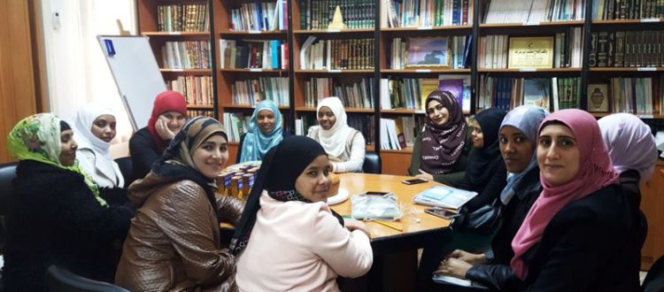 سميرة.. المهتدية الأولى لعام 2018 عبر المنتدى للتعريف بالإسلام