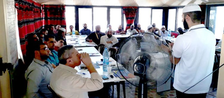 مقارنة بين الإسلام والنصرانية.. دورة في المنتدى للتعريف بالإسلام - البقاع