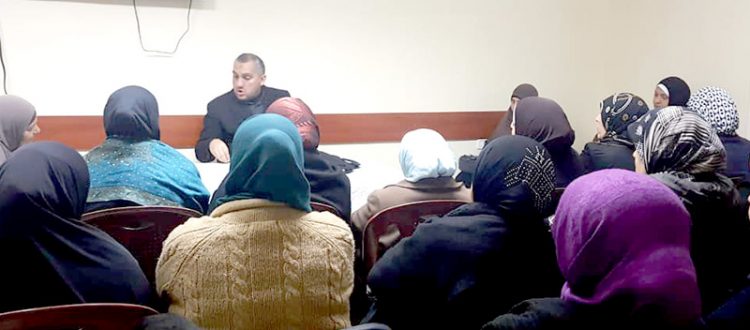 فن الصمت وفضيلة الإنصات.. محاضرة لعائلات مؤسسة نماء في طرابلس ألقاها أ. طه ياسين