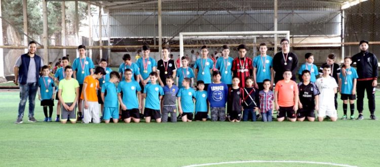 تتويج الفرق الفائزة بالمراكز الأولى بدوري الليغا الأول في أكاديمية الفرقان FFA