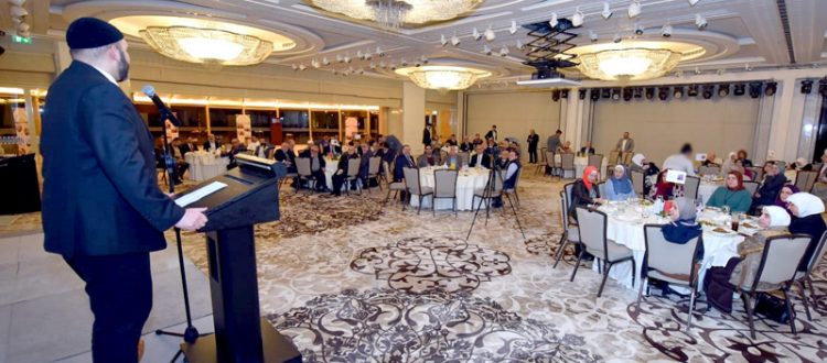 لنكون مشاعل الهداية.. الحفل السنوي للمنتدى للتعريف بالإسلام بحضور الداعية المهتدي عبد الله الأندلسي