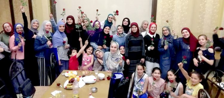 الإفطار بجمعتنا بيحلا.. الإفطار السنوي لشابات المنتدى الشبابي في طرابلس