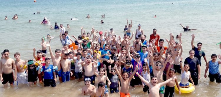 رحلة مائية لطلاب #عالم_الفرقان في طرابلس إلى شاطئ المنية