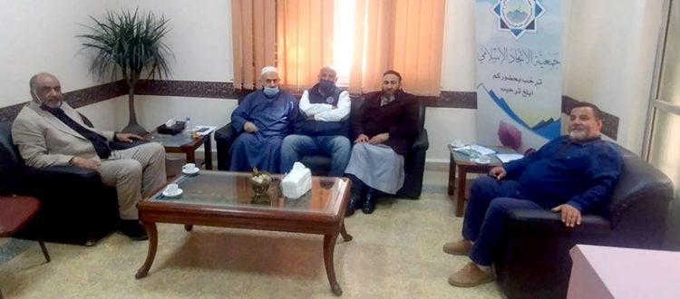 وفد من لجنة مجمع القدس الخيري يزور جمعية الاتحاد الإسلامي