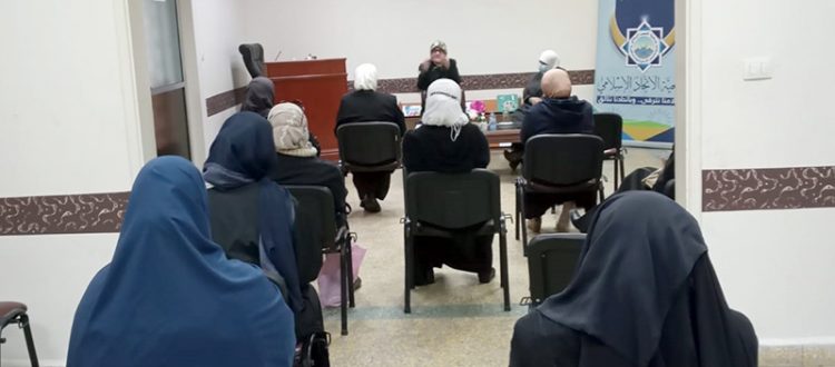 موقفُ الإسلامِ من التعايش مع الآخَر؟.. لقاء مع د. إيمان حبّال في بيروت