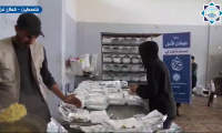 طبخ وتوزيع وجبات الطعام لأهلنا في شمال غزة - فيديو توثيقي 30 من حملة طوفان الأمل طبخ وتوزيع وجبات الطعام لأهلنا في شمال غزة - فيديو توثيقي 30 من حملة طوفان الأمل
