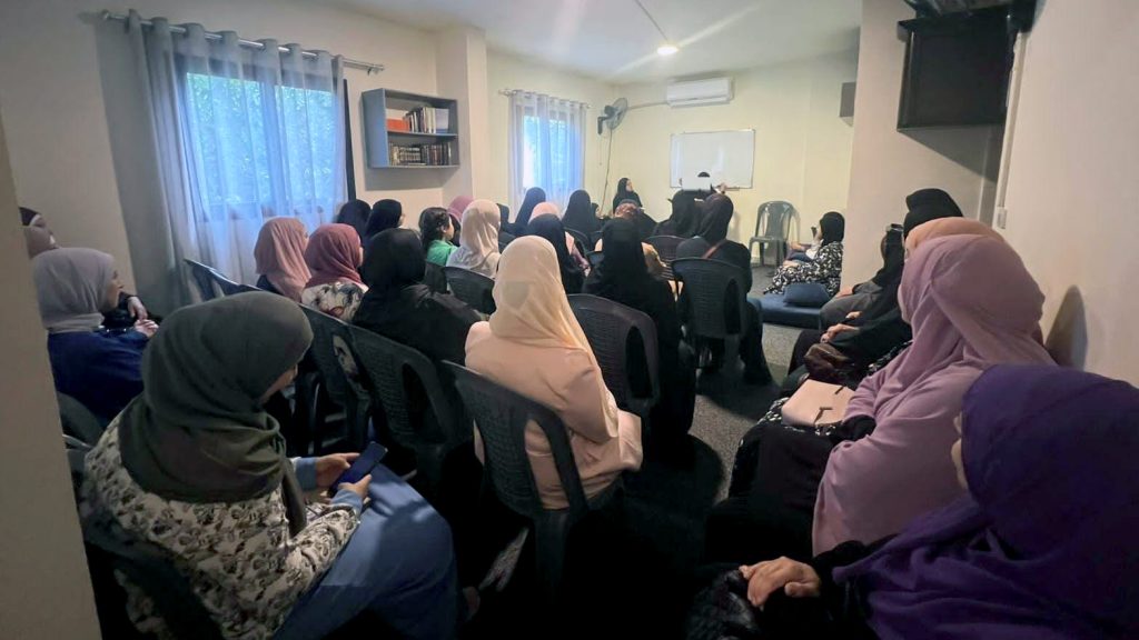 وثبّت قلبي.. محاضرة في المنية مع الداعية شمّاء عويد