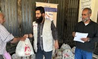 استمرار توزيع المساعدات الغذائية ضمن حملة "ملاذ-2" لدعم المتضررين من الحرب في جنوب لبنان استمرار توزيع المساعدات الغذائية ضمن حملة "ملاذ-2" لدعم المتضررين من الحرب في جنوب لبنان