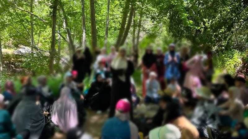 شابات مهتديات وأكثر من 100 صبية في رحلة هايكنغ من الشمال وبيروت