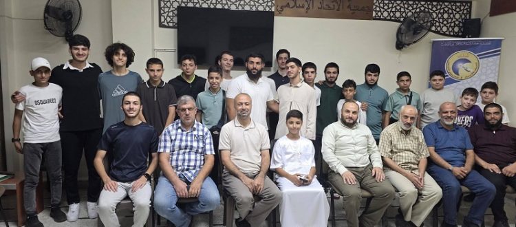 مجلس ختم للطالب الفتى زيد ماهر عبدالرحمن ضمن موكب حفاظ المخيم القرآني - 3