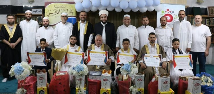 عالم الفرقان يكرّم ثمانية من حفظة القرآن وأكثر من 440 طالبًا وطالبة في البقاع