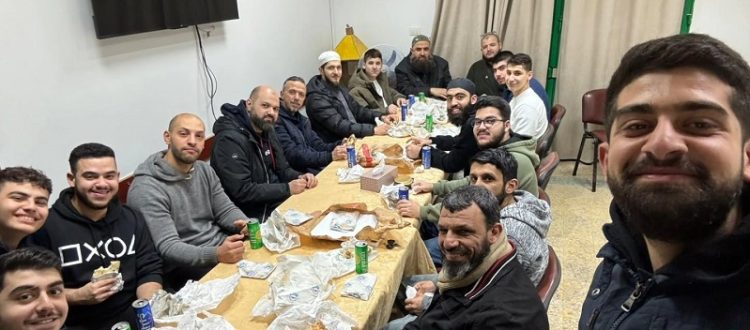 فطور جماعي صبيحة ثاني أيام عيد الفطر المبارك للمنتدى الشبابي في بيروت