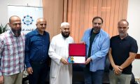 الشيخ ماهر جارودي يزور جمعية الاتحاد الإسلامي شكرًا لمشاركتها في تنظيم مؤتمر «فقه بناء الدولة في السنة النبوية» الشيخ ماهر جارودي يزور جمعية الاتحاد الإسلامي شكرًا لمشاركتها في تنظيم مؤتمر «فقه بناء الدولة في السنة النبوية»