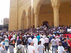 وقفة تضامنية نصرة للأقصى أمام مسجد الأمين في بيروت-002