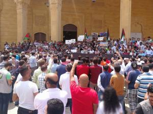 وقفة تضامنية نصرة للأقصى أمام مسجد الأمين في بيروت-003