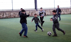 سباحة وكرة قدم لأشبال عالم الفرقان في بيروت