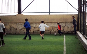 سباحة وكرة قدم لأشبال عالم الفرقان في بيروت