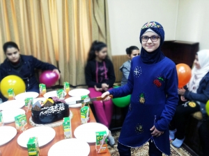 جيل القرآن في طرابلس يحافل بالطالبة عبير إدلبي لارتدائها الحجاب