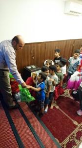 إفطار للأيتام في مسجد الصدّيق - بيروت-005