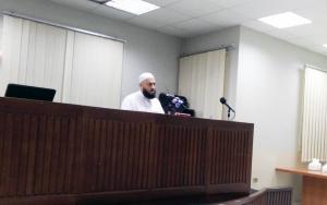 الاختلاط في الأعراس ومجالس العزاء.. إلى برّ الأمان-001