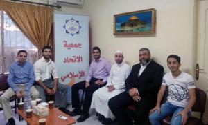 جمعية الاتحاد الإسلامي تستقبل المهنئين بعيد الفطر في مراكزها-010