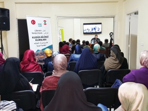 قناديل مقدسية: فلسطين والقدس.. واقع وتحديات، لقاء شبابي مع القيادي في حركة حماس أ. أسامة حمدان