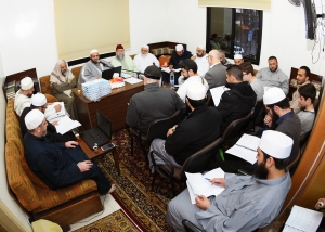 ختم مجلس قراءة كتاب شرح الخاقانية بحضور الشيخ الدكتور يحيى الغوثاني في دار القرآن الكريم - بيروت