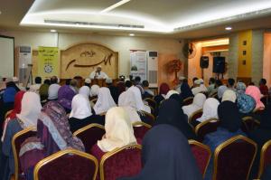 ملتقى حفاظ الوحي (2) مع د. عادل أبو شعر-016