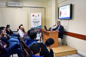 المنتدى الشبابي | قناديل مقدسية: الإعلام... وجيل التحرير، لقاء شبابي مع الإعلامي د. عمر الجيوسي