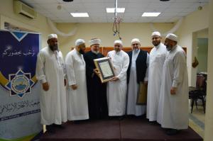 دار القرآن الكريم في لبنان تكرّم د. عادل أبو شعر على هامش ملتقى حفاظ الوحي (2)-007