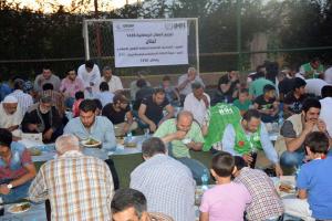 جولة على مخيمات النازحين في البقاع وتقديم المساعدات بالتعاون مع IHH-009