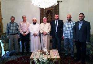 وفد من جمعية الاتحاد الإسلامي في زيارة لرئيس جمعية الإصلاح الإسلامية في طرابلس-001