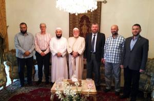 وفد من جمعية الاتحاد الإسلامي في زيارة لرئيس جمعية الإصلاح الإسلامية في طرابلس-003