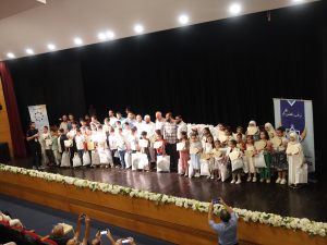 في حفل حاشد.. تكريم الطلاب المتفوقين في 10 دورات صيفية على مسرح الرابطة الثقافية في طرابلس