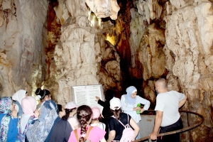 أشغال يدوية، أنشطة تربوية وذهنية، ورحلة إلى مغارة الزحلان في الأسبوع الثاني من (عالمي الصيفي) في طرابلس