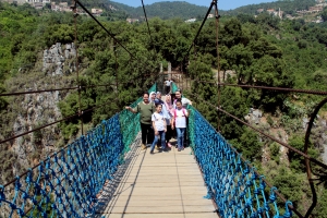 أشغال يدوية، أنشطة تربوية وذهنية، ورحلة إلى مغارة الزحلان في الأسبوع الثاني من (عالمي الصيفي) في طرابلس