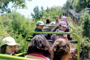 أشغال يدوية، أنشطة تربوية وذهنية، ورحلة إلى مغارة الزحلان في الأسبوع الثاني من (عالمي الصيفي) في طرابلس