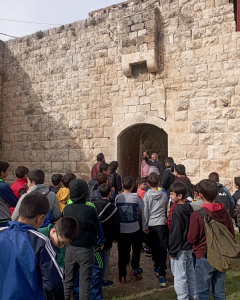 رحلة ترفيهية لطلاب نادي الفرقان الشتوي في طرابلس إلى قلعة بربر آغا