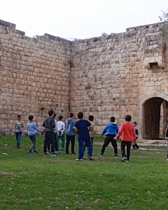 رحلة ترفيهية لطلاب نادي الفرقان الشتوي في طرابلس إلى قلعة بربر آغا
