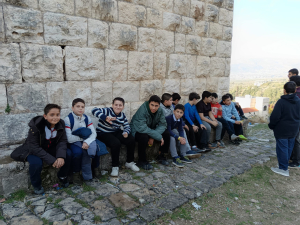 رحلة ترفيهية تربوية لطلاب نادي الفرقان الشتوي في طرابلس إلى قلعة بربر آغا التاريخية