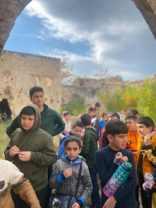 رحلة ترفيهية تربوية لطلاب نادي الفرقان الشتوي في طرابلس إلى قلعة بربر آغا التاريخية
