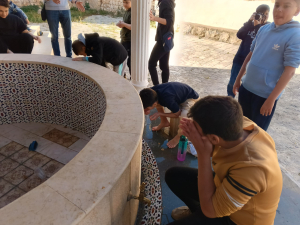 رحلة ترفيهية تربوية لطلاب نادي الفرقان الشتوي في طرابلس إلى قلعة بربر آغا التاريخية