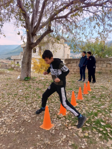 رحلة ترفيهية تربوية لطلاب نادي الفرقان الشتوي في طرابلس إلى قلعة بربر آغا التاريخية