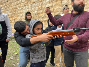 رحلة ترفيهية تربوية لطلاب نادي الفرقان الشتوي في طرابلس إلى قلعة بربر آغا التاريخية