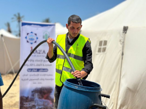 إعادة ترميم بئر مياه جوفي في غزة وتشغيله من خلال الطاقة الشمسية ضمن حملة طوفان الأمل