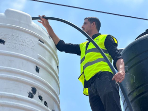 إعادة ترميم بئر مياه جوفي في غزة وتشغيله من خلال الطاقة الشمسية ضمن حملة طوفان الأمل