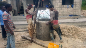 حفر بئر الإخوة في دولة غانا - إفريقيا