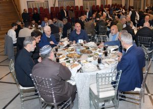 القرآن عزّنا.. الإفطار الرمضاني السنوي لدار القرآن الكريم لعام 1447هـ