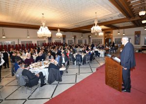 القرآن عزّنا.. الإفطار الرمضاني السنوي لدار القرآن الكريم لعام 1447هـ