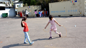 يوم ترفيهي ودعم نفسي للأطفال بعد تفجير بيروت في منطقة الكارنتينا